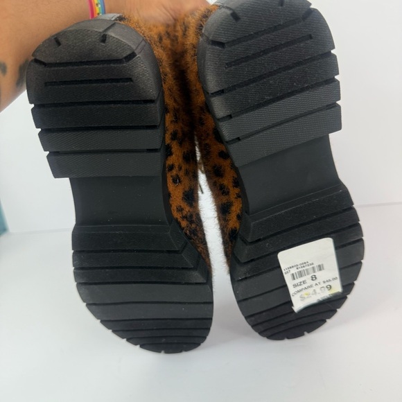 Leopard Print Lace-Up Utility Boots - Picture 7 of 9